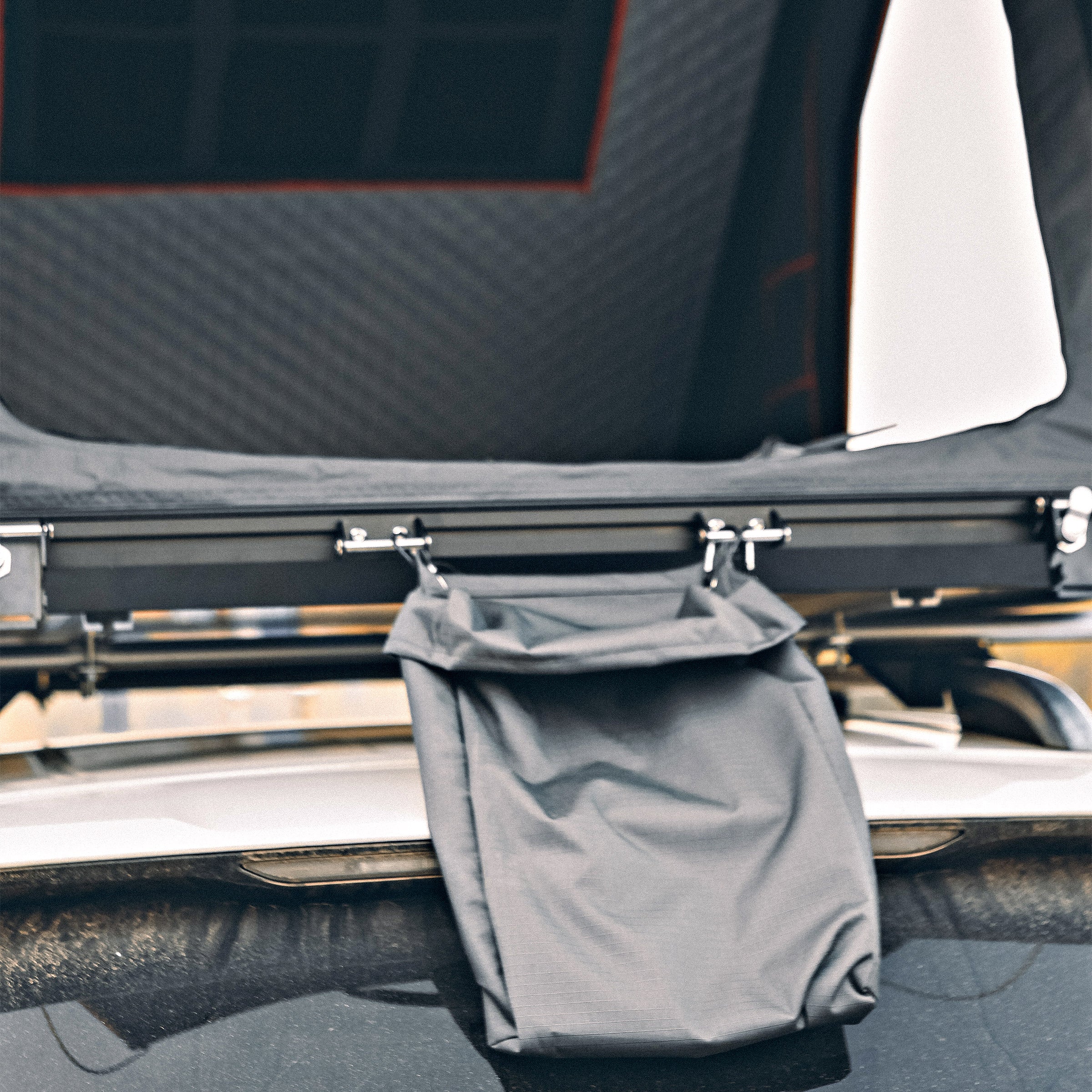 Trustmade Scout plus Triangle Aluminum Black Hard Shell Dark Gray Rooftop Tent with Roof Rack